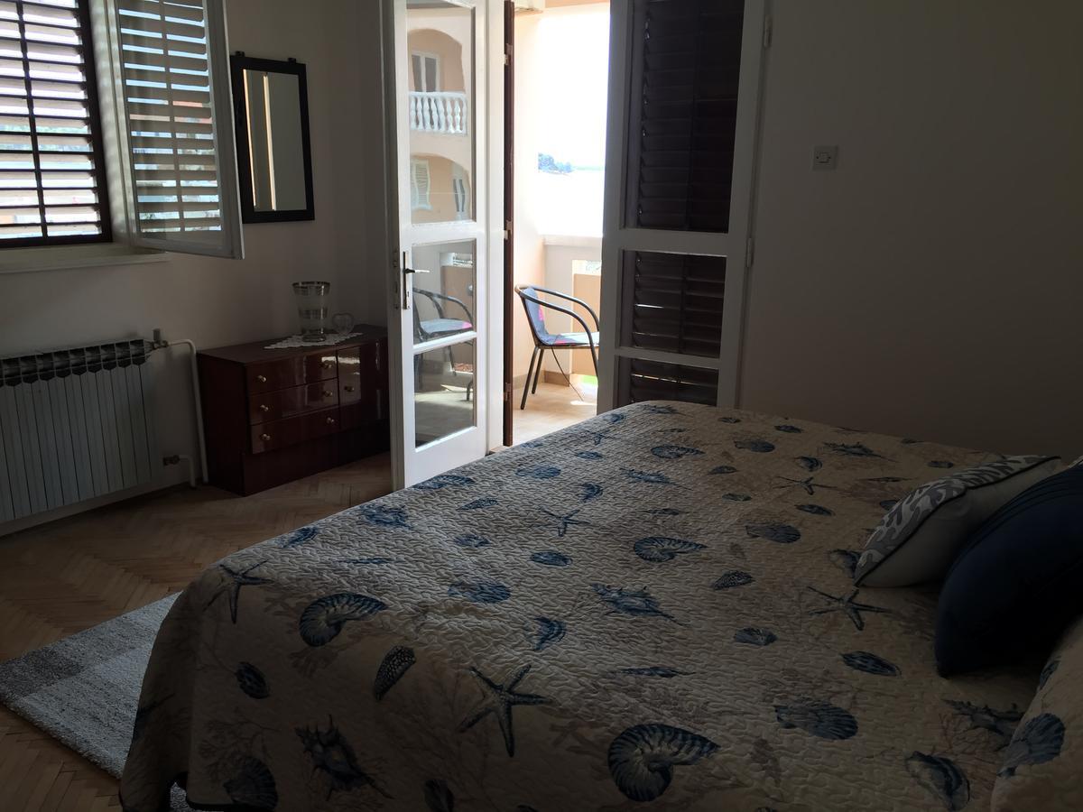 Guest House Punta Grzan Petrcane Exterior photo